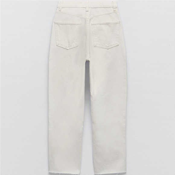 Zara Off White Straight Leg Jeans - Picture 2 of 7